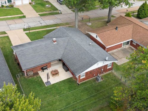 3914 Coachella Dr, Saint Louis MO 63125-3406 exterior