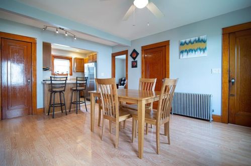 45 Grover St, Providence RI 02909-5209 exterior