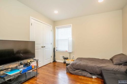 1777 Winfield St, Rahway NJ 07065-3540 exterior