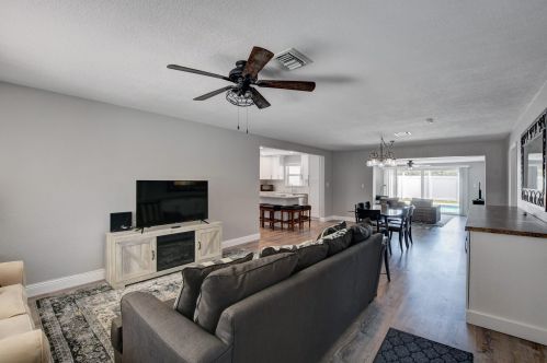 289 12 St, Boca Raton FL 33486-5495 exterior