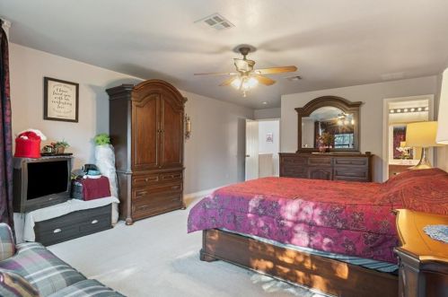 11200 Chatam Berry Ln, Austin TX 78748-3935 exterior