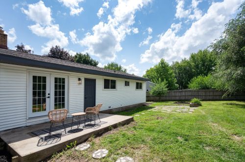 1545 Iowa St, Wyoming MI 49509-3873 exterior