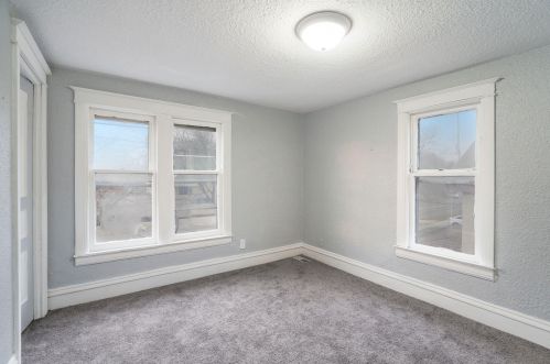 1312 Burdick St, Kalamazoo MI  49007-2553 exterior