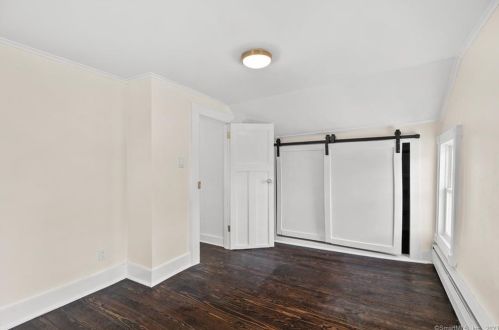 11 Vlg St, Deep River CT 06417-1720 exterior