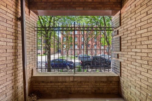 5103 Ingleside Ave, Chicago IL  60615-4852 exterior