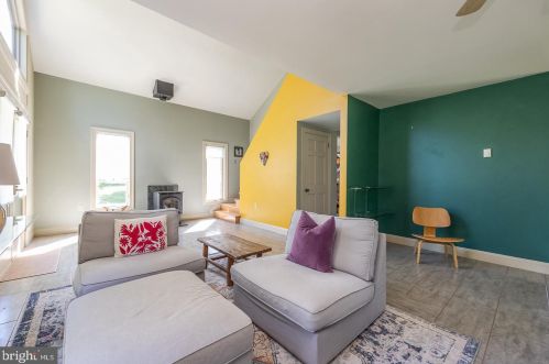 2416 Evergreen Ln, Pottstown PA 19465-8884 exterior