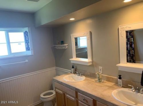 8332 10th Ave, Phoenix AZ  85021-5511 exterior