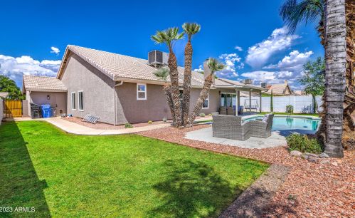 4333 Angela Dr, Phoenix AZ  85032-2282 exterior