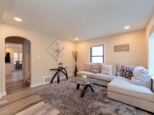 5446 39th St, Milwaukee WI  53209-4612 exterior