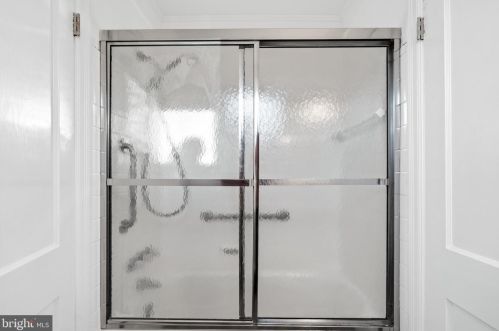 1135 Chaplin St, Washington DC  20019-4923 exterior