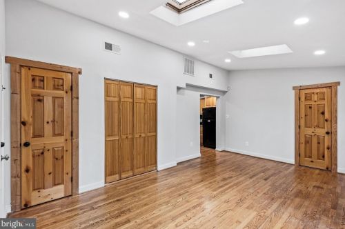 3432 Memorial St, Alexandria VA 22306-1548 exterior