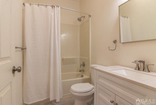 127 Baldwin St, New Brunswick NJ 08901-2928 exterior