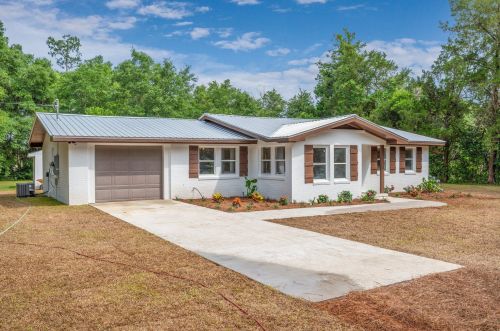 409 19th St, Defuniak Springs FL  32435-2147 exterior