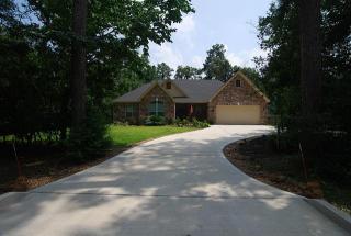 2342 Fawnwood Ln, Spring TX  77386-2104 exterior