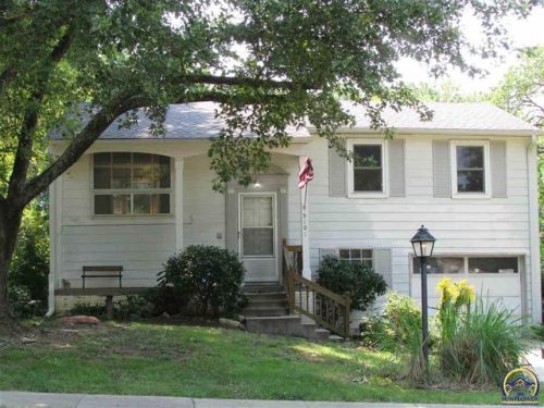 5101 32 St, Topeka KS  66605-2114 exterior