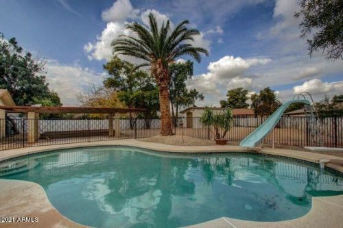 4216 Carol Ave, Phoenix, AZ 85051-3225