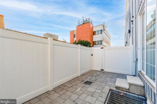 2616 18th St, Philadelphia PA 19132-3813 exterior