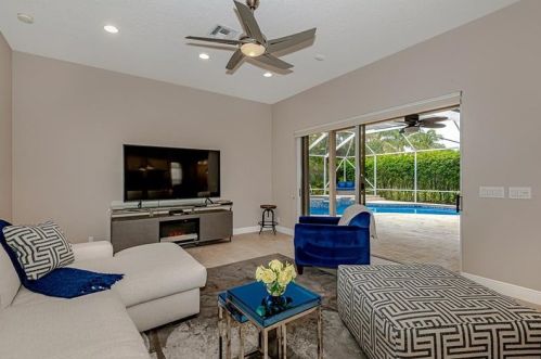 21303 Fls Rdg Way, Boca Raton FL 33428-4870 exterior