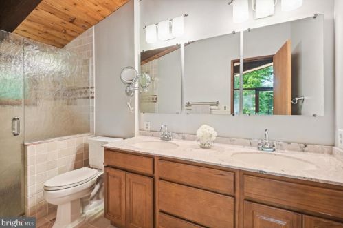 209 Bryants Nursery Rd, Silver Spring MD 20905-3840 exterior