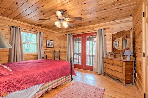 97 Thrasher Ct, Ellijay GA  30536-6887 exterior