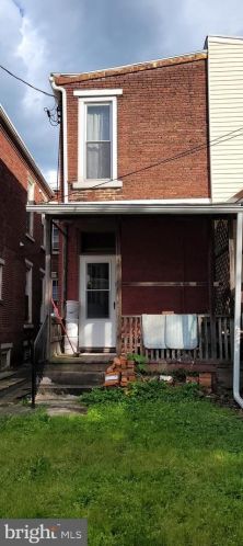 402 Norwegian St, Primrose PA 17901-3817 exterior