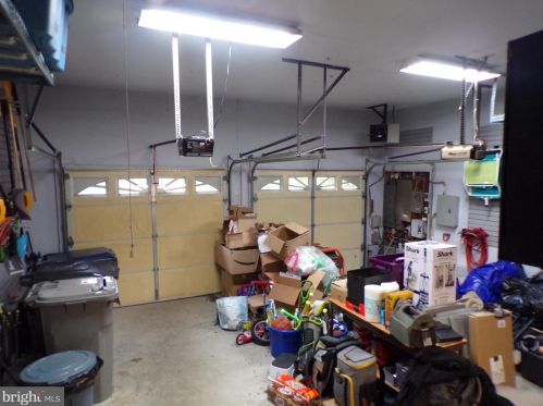 217 Vly Rd, Media PA 19063-5616 exterior