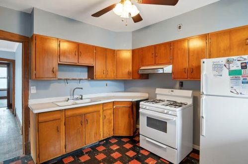 7609 Perry Ave, Chicago IL 60628-6827 exterior