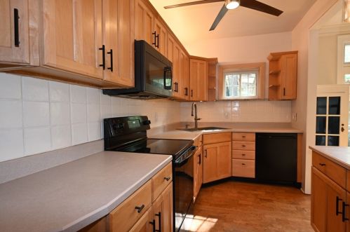 1122 King Ave, Pittsburgh PA 15206-1436 exterior