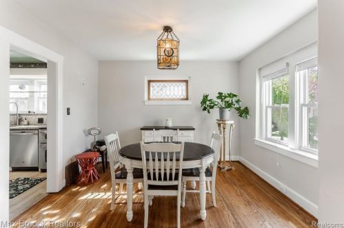 428 Lincoln St, Bham MI  48009-1962 exterior