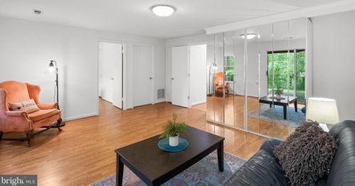 1633 Hugo Cir, Silver Spring MD 20906-5922 exterior