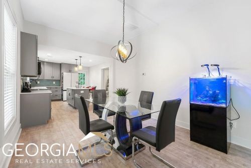 1666 Connally Dr, Atlanta GA 30344-1166 exterior