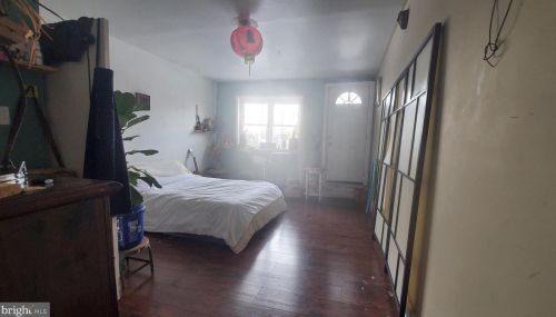 1518 6 St, Philadelphia PA 19147-6536 exterior