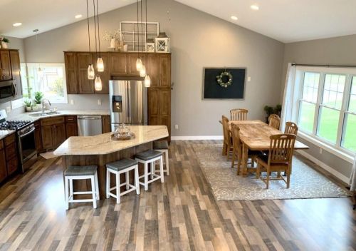 15 Royal Crest Dr, Canton WI  54868-1878 exterior