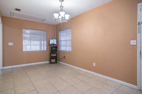 503 131st Ave, Tampa FL  33612-3451 exterior