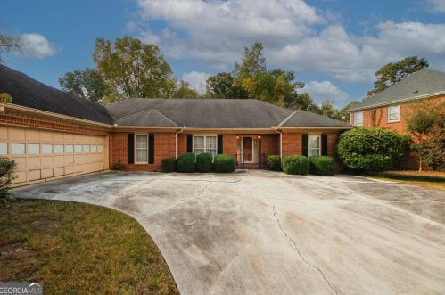 2071 Weatherstone Cir, Conyers, GA 30094-2087