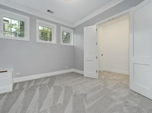 2654 Cortland St, Chicago IL 60647-4837 exterior