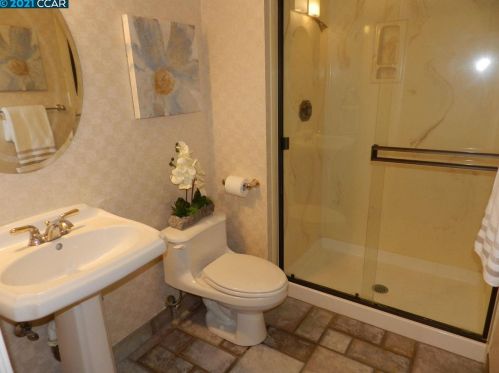 44 Apache Ct, San Ramon CA  94583-2469 exterior