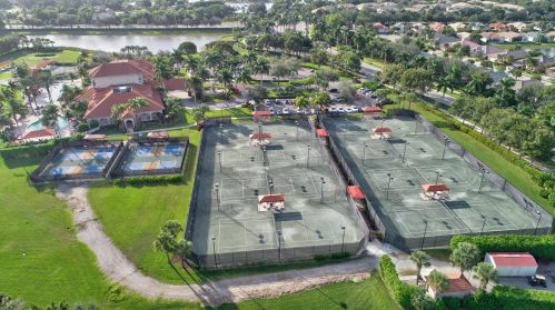 11325 Ohanu Cir, Boynton Beach FL 33437-7033 exterior