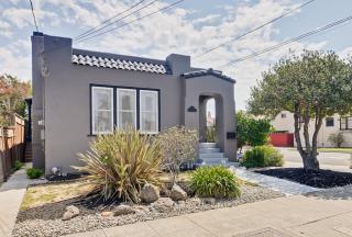 1022 Mound St, Alameda, CA 94501-5456