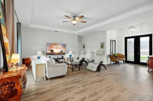 294 Ridgecrest Dr, Fort Pierce FL  34953-8303 exterior