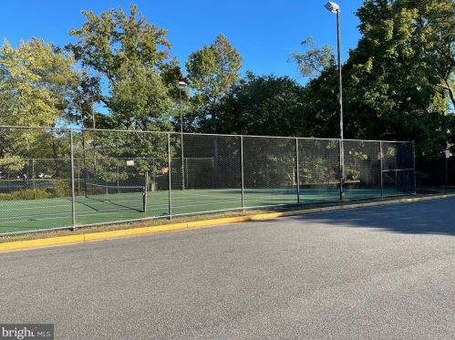 6604 Boulevard Vw, Alexandria VA  22307-6651 exterior