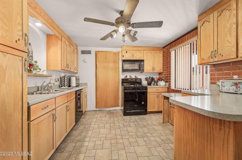 5122 28th St, Tucson AZ  85711-5822 exterior