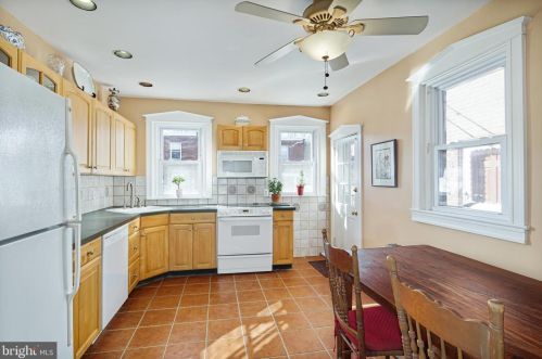 3308 Friendship St, Philadelphia PA 19149-1619 exterior