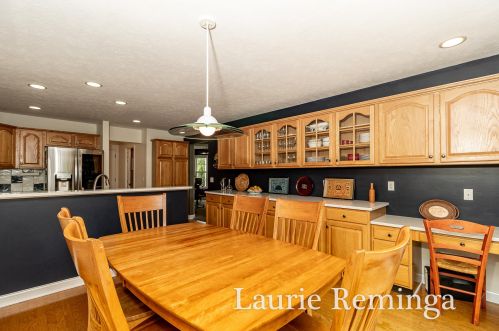 5450 Heathwood, Grand Rapids MI 49512-9514 exterior