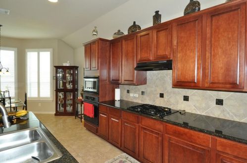 22128 Lancelot Oaks Dr, Humble TX 77339-1410 exterior