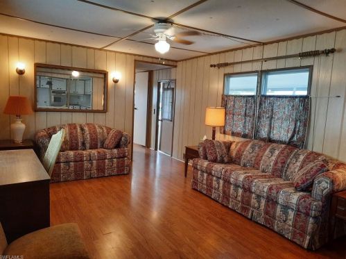 519 Monte Carlo Ln, Naples FL 34112-9115 exterior