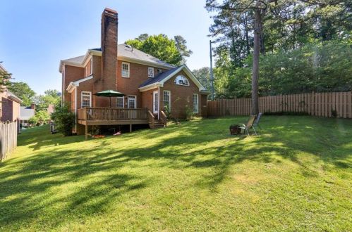 1967 Miles Ln, Atlanta GA 30329-3359 exterior