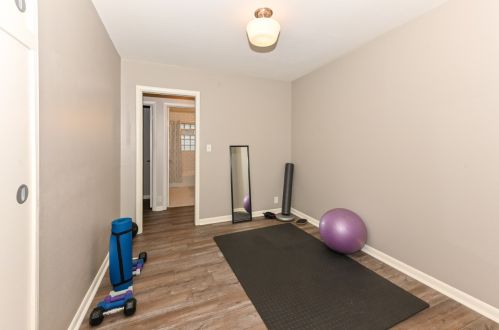 5622 Montana St, Milwaukee WI  53219-3164 exterior