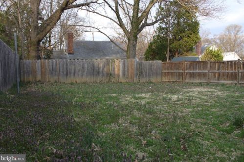 1620 Marshall Ave, Rockville MD  20851-1455 exterior