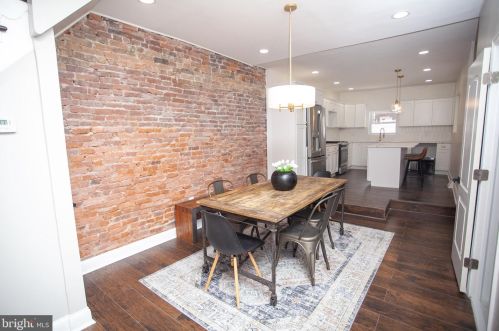 2022 21 St, Philadelphia PA 19145-2722 exterior